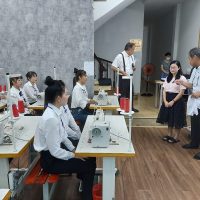 Tuyển TTS Ngành may (5)