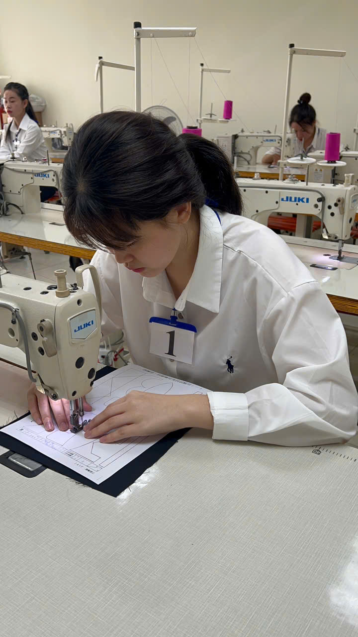 z6516591743189_4c89e9790e7b4d0d8039c13e573469f3 TUYỂN THỰC TẬP SINH NGÀNH MAY MẶC LÀM VIỆC TẠI NHẬT BẢN